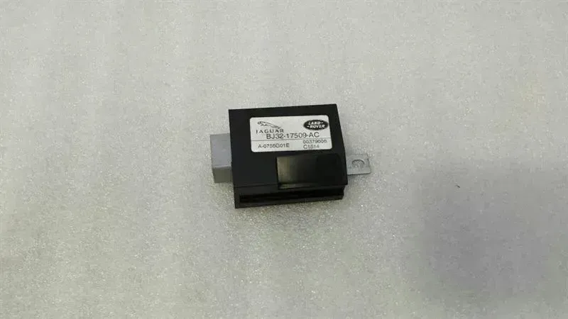 Land Rover Evoque Wiper Motor Module BJ32-17509-AC Wiper Module Control Unit