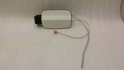 Audi A3 8V facelift fuel filler cap 8V5809906 fuel cap tank flap