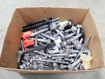 TESLA MODEL 3 STANDARD RANGE SCREENS BOLTS FROM ONE CAR SET SCREWS