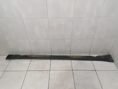 TESLA MODEL 3 LONG RANGE RIGHT Side Skirt 1089829-00-E Side Sills RIGHT