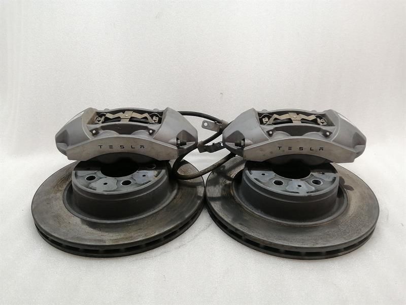 TESLA MODEL 3 LONG RANGE BRAKE CALIPER FRONT 1044611-00-D FRONT BRAKE DISC