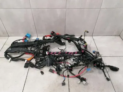 TESLA MODEL 3 FRONT COMPARTMENT WIRING LOOM 2567964-07-C RIGHT HAND DRIVE RHD