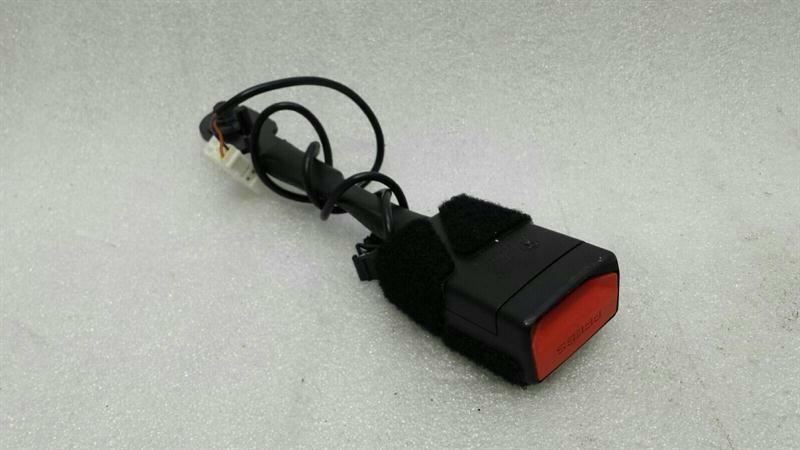 BMW X1 F48 F54 F55 F60 F56 Belt Buckle 7313299 Belt Lock