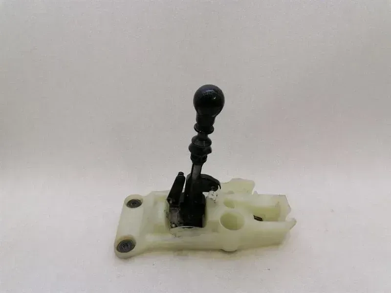 Mitsubishi Lancer Evolution VII 7 EVO Gear Selector MR410262 Shift Linkage