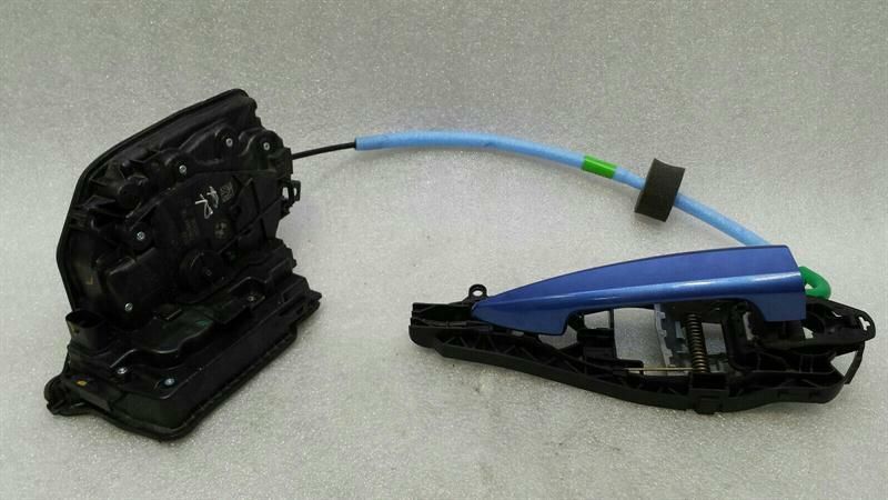 BMW X1 F48 door lock rear right 7281944 door lock rear right