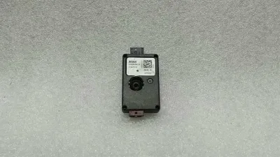 BMW X1 F48 Aerial / Antenna 9289587 Antenna Amplifier