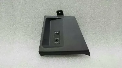 BMW X1 F48 electronic module 9319542 control unit aux USB input