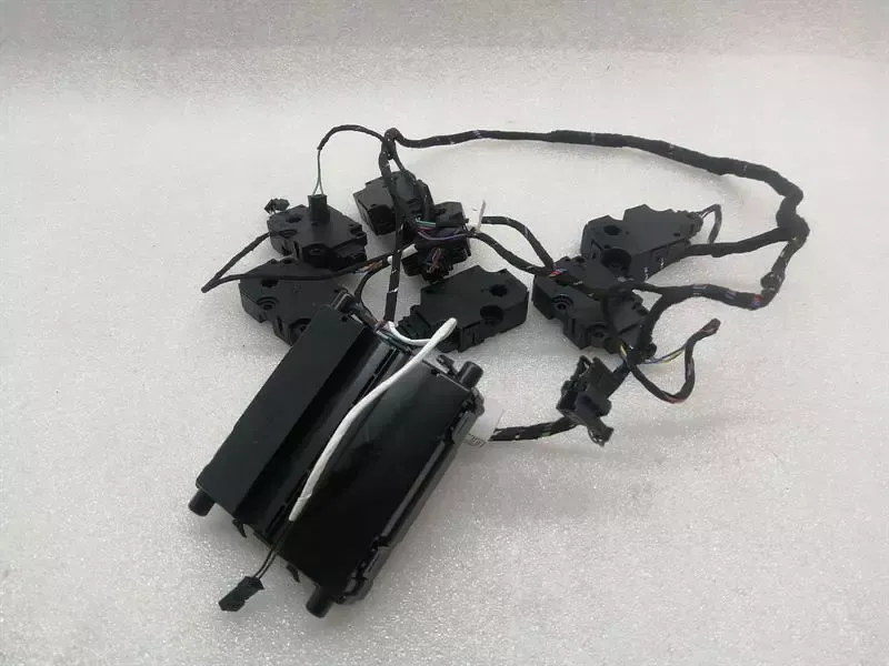 Mercedes CLS C257 W257 Electronic Module A0009000923 Control Unit Air Conditioning