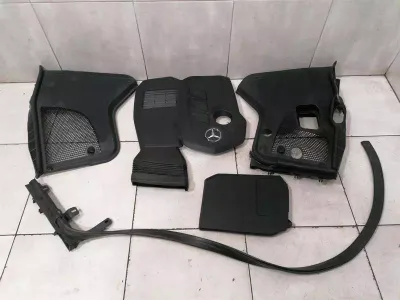 Mercedes CLS C257 W257 Engine Cover A6540106602 Engine Cover RHD