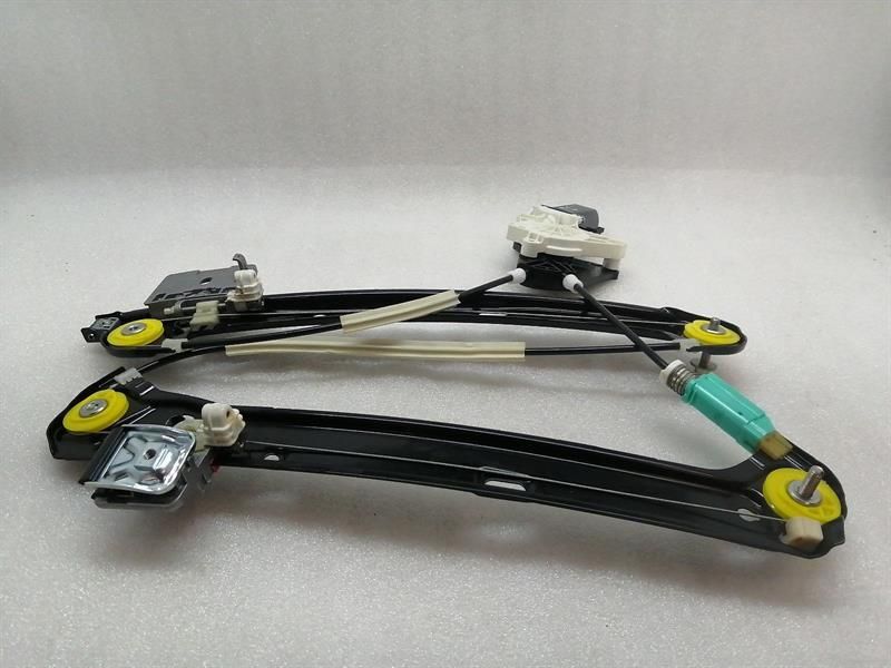 Mercedes CLS W257 Left Front Door Winder A2577204709 Window Regulator Front Left