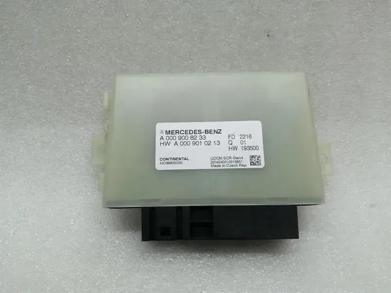 Mercedes CLS W257 module A0009008233 control unit exhaust gas aftertreatment