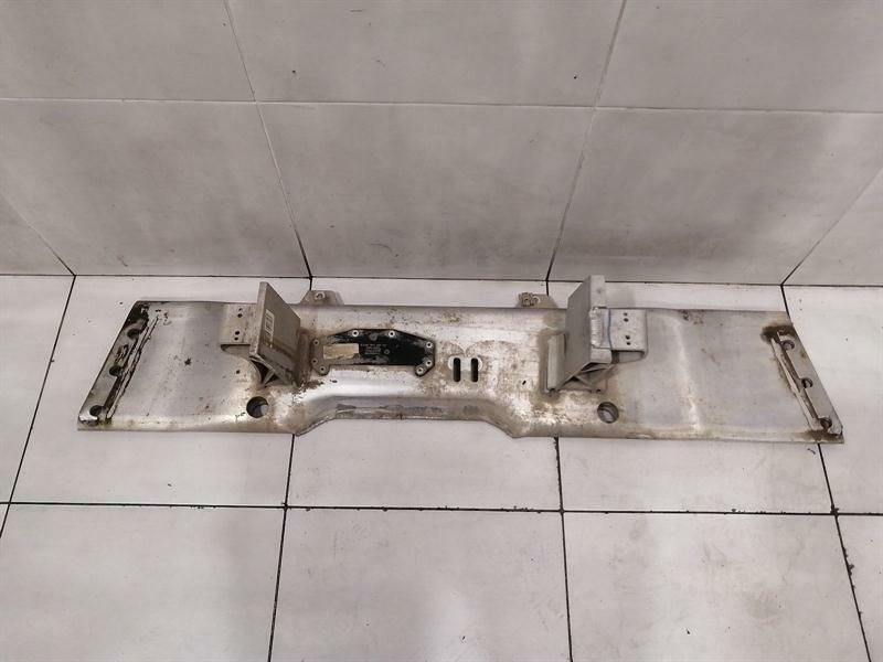 Mercedes GLE W166 Gearbox Mount A1662400600 Gearbox Mount