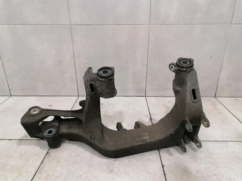 Porsche 911 997 turbo subframe rear right 99733115204 axle frame rear axle