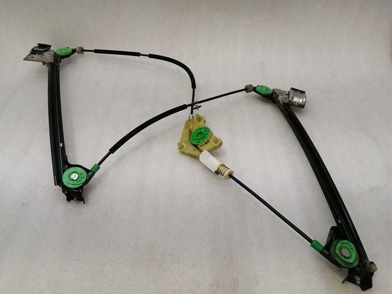 Porsche 911 997 Right Front Door Winder 99754207600 Front Right Window