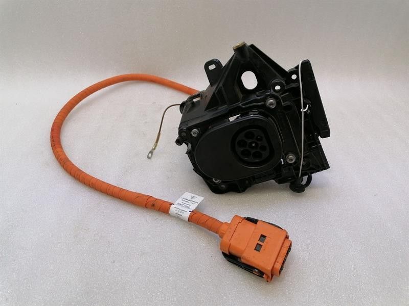 AUDI E-TRON GT Charging Port with Wiring 9J1915372C RIGHT HAND DRIVE RHD