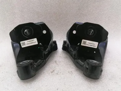 Tesla Model 3 Long Range Engine Mount Set 1110233-00-C Engine Mount Set