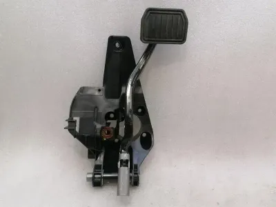 TESLA MODEL 3 LONG RANGE BRAKE PEDAL 1044692-00-D BRAKE PEDAL