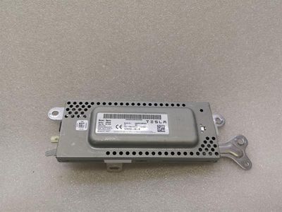 Tesla Model 3 Standard Range DAB FM Receiver 1079755-00-D ECU