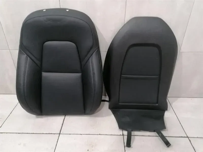 Tesla Model 3 Front Right Seat Backrest 1452890-02-F Front Right Seat Leather