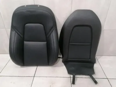Tesla Model 3 Front Right Seat Backrest 1452890-02-F Front Right Seat Leather