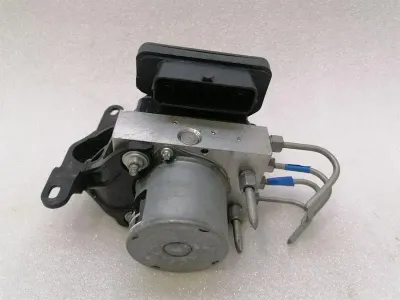 TESLA MODEL 3 STANDARD RANGE A.B.S Pump 1044745-00-B ABS Pump HYDRAULIC BLOCK .