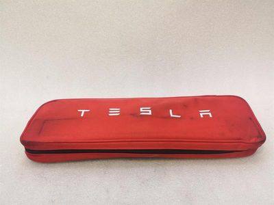 Tesla Model 3 STANDARD RANGE First Aid Kit 1475076-00-C Bandage Bag