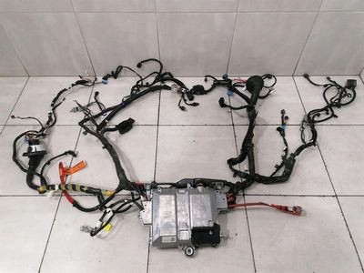 Tesla Model 3 Front Drive Module 1118182-00-K Front Control Unit