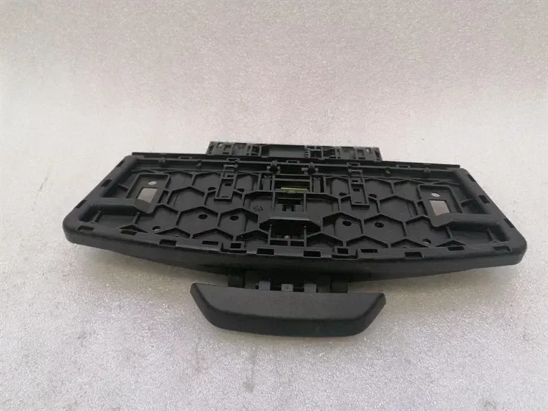 Mercedes EQA H243 EQA350 front seat adjuster A0009106809 front seat adapter