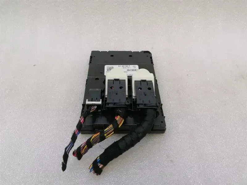 Porsche Taycan 9J electronic module BCM 971907063P control unit CTRL UNIT