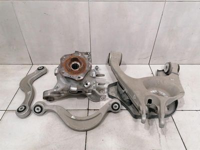 Porsche Taycan 9J Left Rear Hub 971505435J Wheel Bearing Housing Rear Left