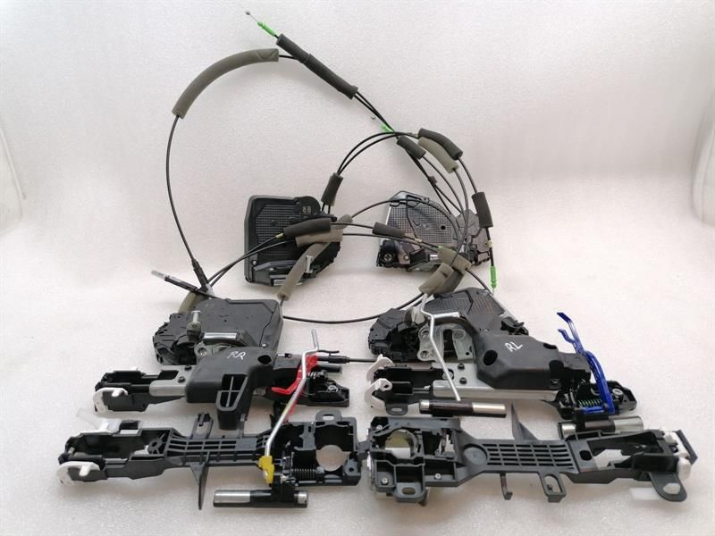 RXUS RX RX450h AL20 Door Lock RHD SET 69040-53130 Door Lock RHD SET