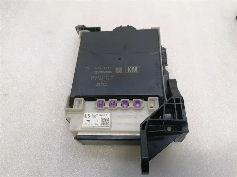 XUS RX RX450h AL20 Electronic Module 89221-48630 Control Unit BCM