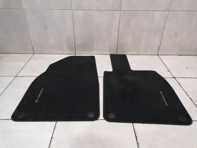 Porsche Cayman 981 Floor Mats 98155161309 RHD RIGHT HANDLEBAR