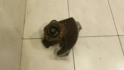 Porsche Boxster 987 Right Front Hub 99734165805 Wheel Bearing Case Front Right VR