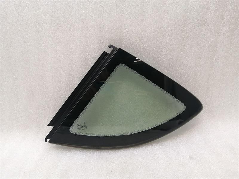 Porsche Cayman 987 left rear quarter glass 98754311102 door window 1/4 rear left