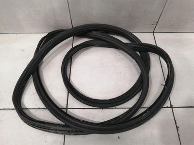 Porsche Cayman 987 Boat Lid Seal 98751291101 Tailgate Seals