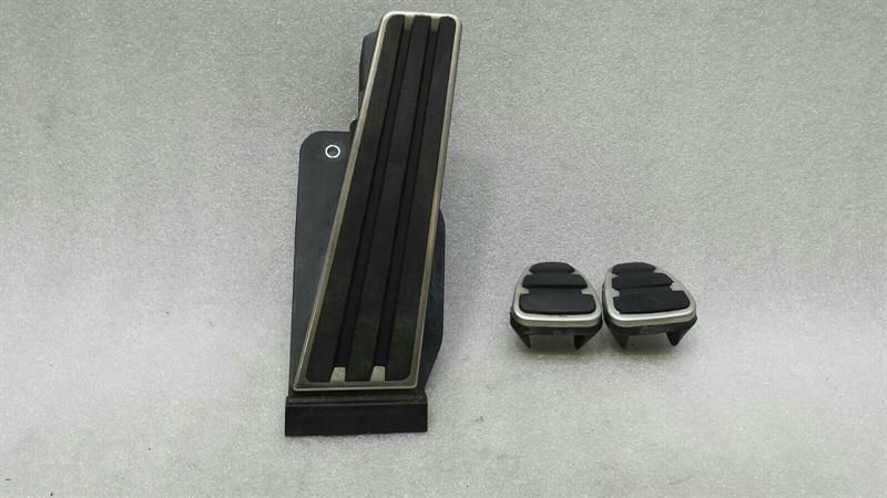 Porsche Cayman S 987 997 Gas Pedal Set 99742301902 Accelerator Pedal Set Trim