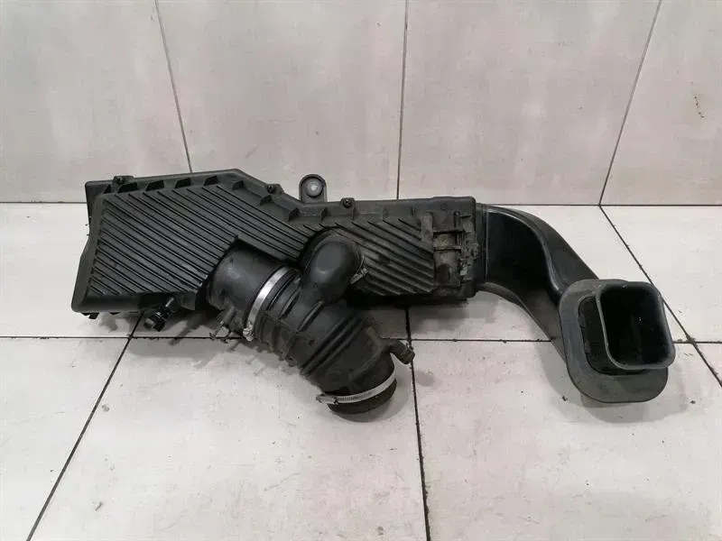 Porsche 911 996 Air Filter Box 99611002159 Air Filter Box