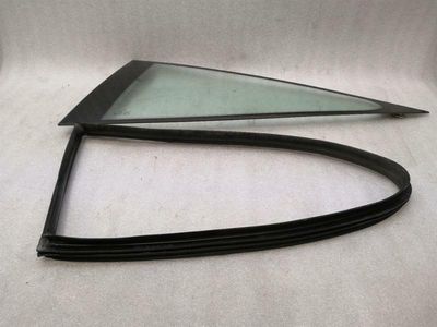 Porsche 911 996 TARGA Left Rear 1/4 Glass 99654311106 Door Window 1⁄4 Rear Left