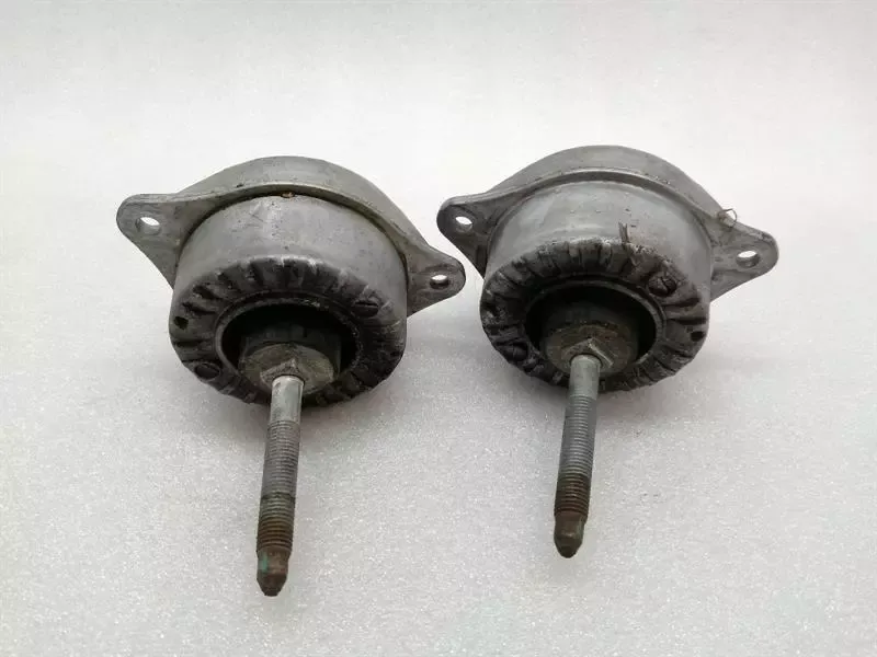 Porsche 911 996 engine mount 99337504906 set engine mount