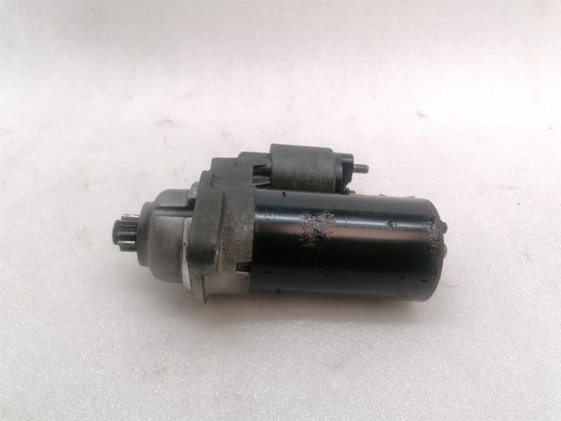 Porsche 911 996 starter engine 99660410300 starter