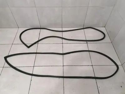 Porsche 911 993 coupe door seal set 96453109500 door seals set