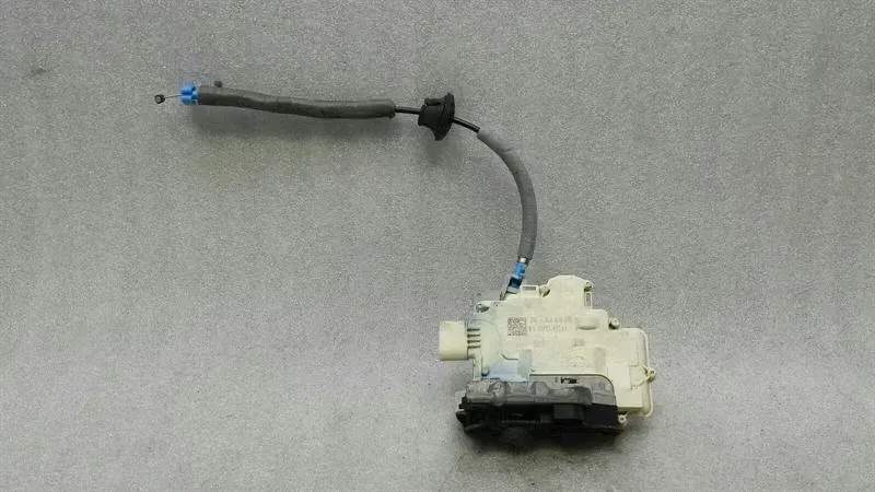 Audi S3 8V rear left door lock 4G0839015C door lock rear left
