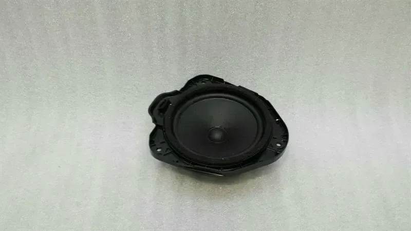 Audi S3 8V Speakers 8V0035411D Loudspeakers