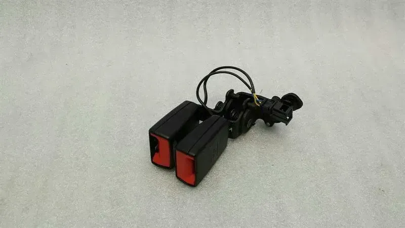 Audi S3 8V Belt Buckle 8V0857739 Belt Lock