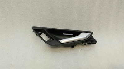 Audi TT 8S Right Door Inner Handle 8S0837020A Interior Door Handle Right