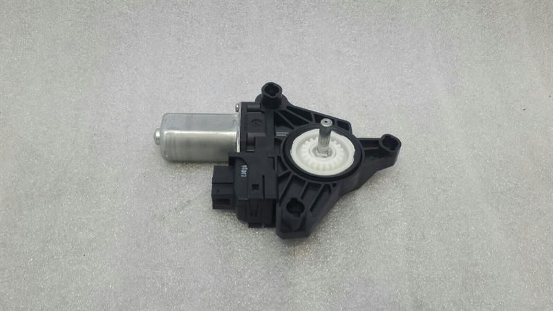 Mercedes E Class W213 Door Window Motor A2139060602 Window Regulator Motor Rear RE
