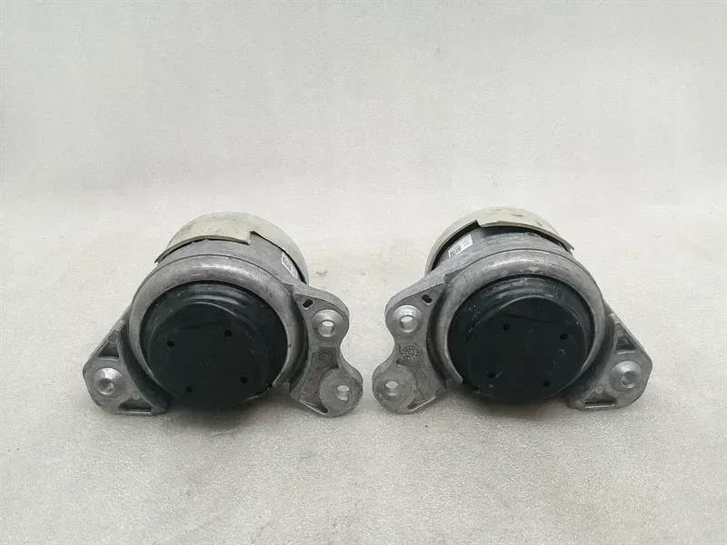 Mercedes EQC400 EQC N293 engine mount A2932400100 engine mount engine mount set