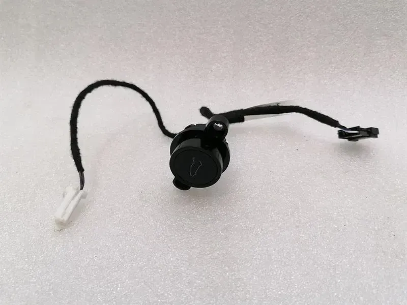 Tesla Model 3 Boat Open Switch 1501907-00-A Tailgate Switch