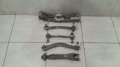 Mercedes E Class W213 Left Rear Wishbone A2053506503 Rear Li Wishbone Set